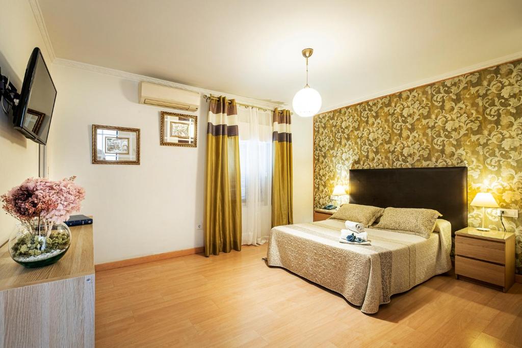Habitación Doble Especial de Hotel Gines con cama doble