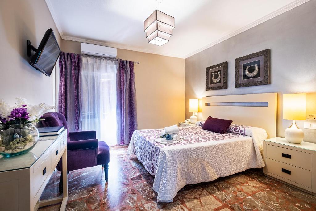 Otra vista de la Habitación Doble Especial de Hotel Gines